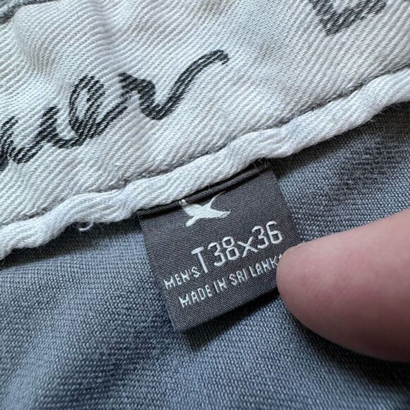 Eddie Bauer Legend Wash Grey Pants Mens Size 37x30 Used Straight Fit - Picture 6 of 13